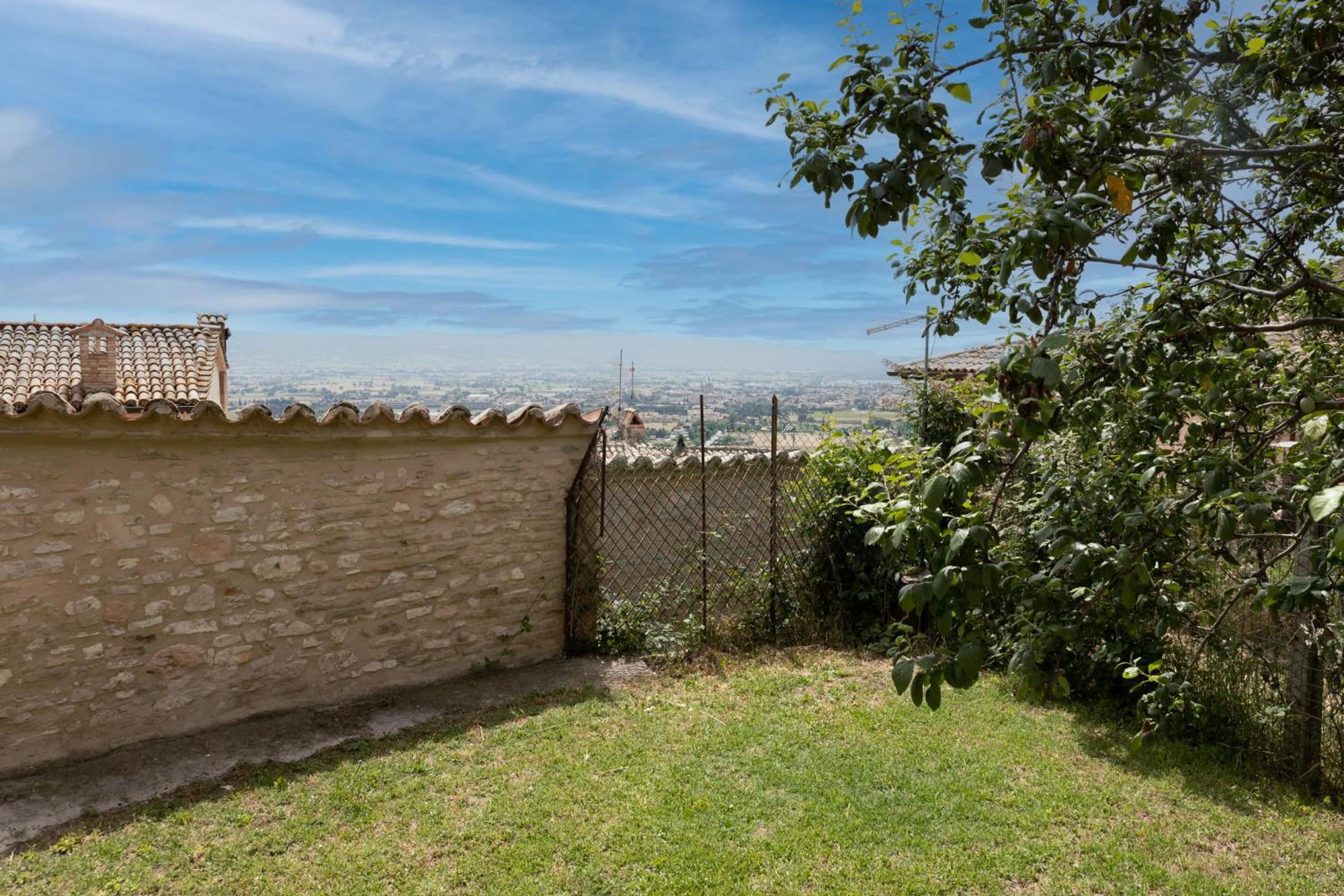 Rustic House, Con Patio E Giardino, Assisi Centro Villa Екстериор снимка